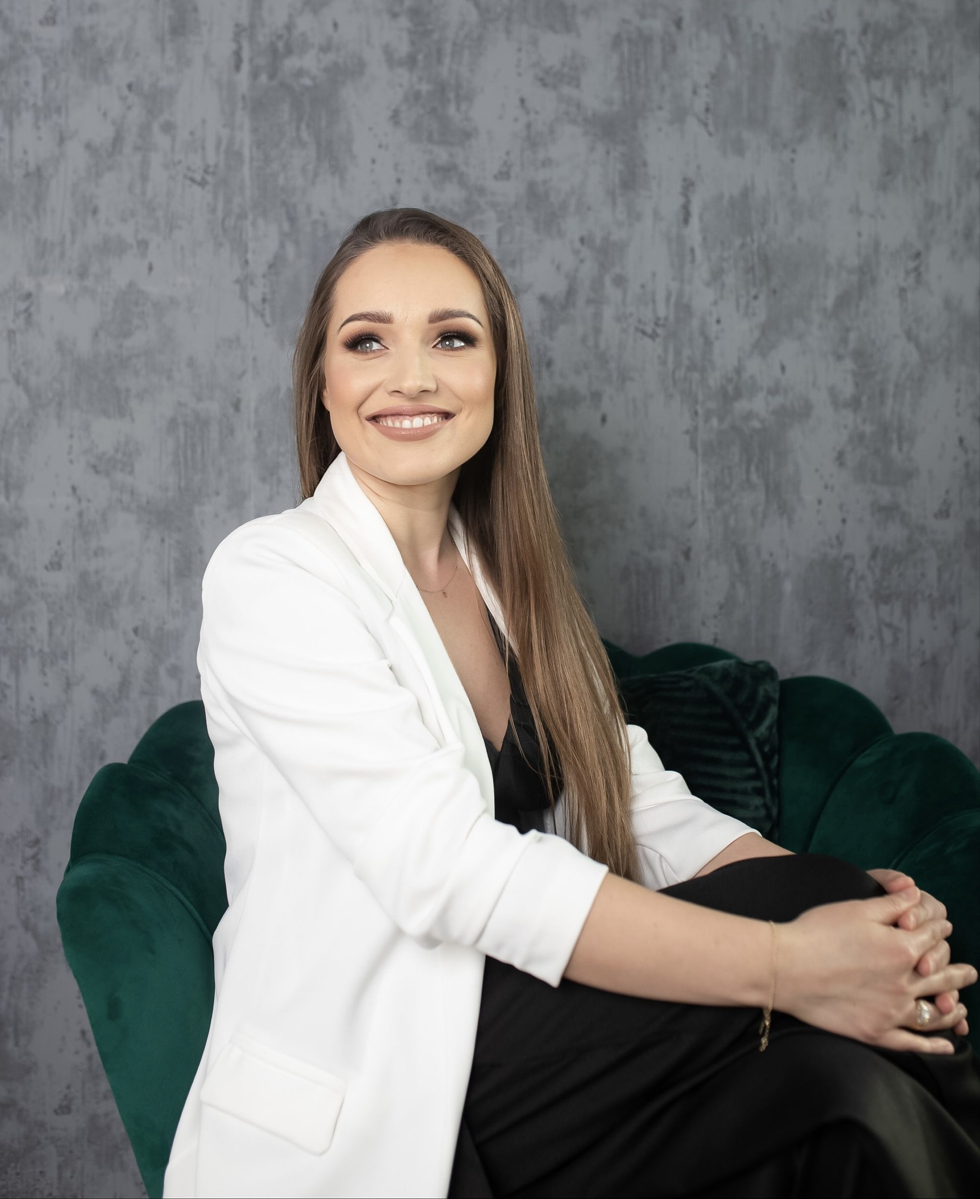 Marta Wojna, magister kosmetologii i terapeutka Techniki Bowena