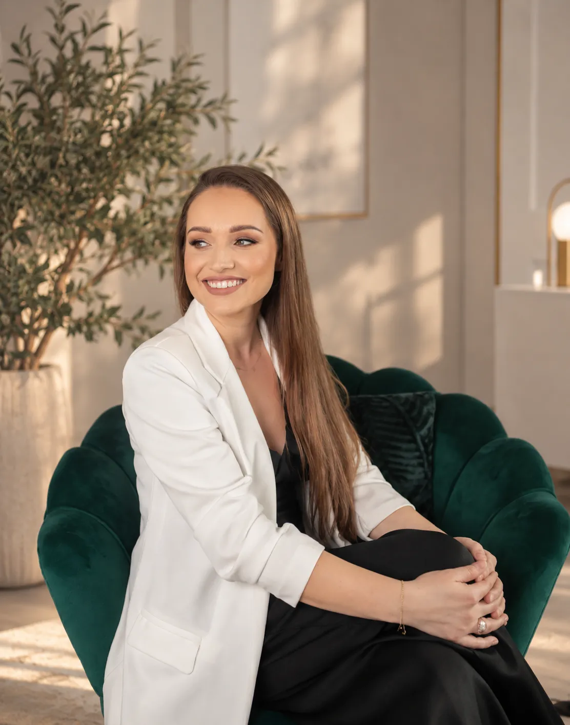 Marta Wojna kosmetolog w gabinecie Estetic Royal Derm